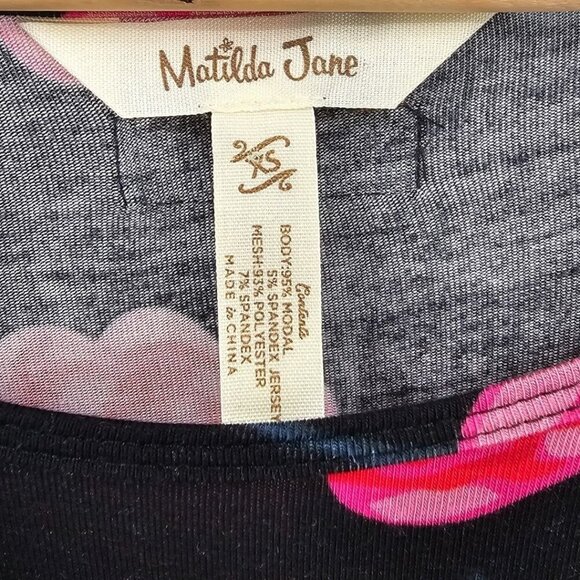 Matilda Jane Womens XS Moments with you Winter Blooms Top - Picture 5 of 10